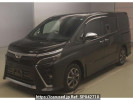 Toyota Voxy ZRR80W