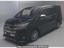 Toyota Noah ZWR80W