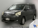 Toyota Noah ZRR70G
