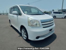 Toyota Noah ZRR70G