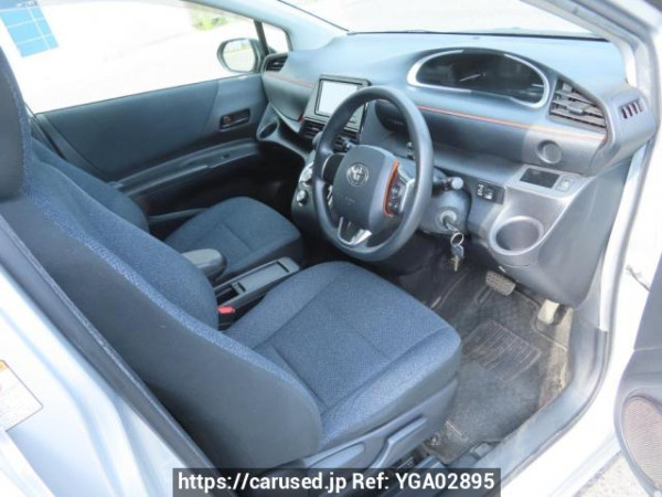 Used 2017 AT toyota sienta NHP170G Image[14]