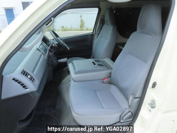 Used 2007 AT toyota regiusace-van KDH200V Image[16]