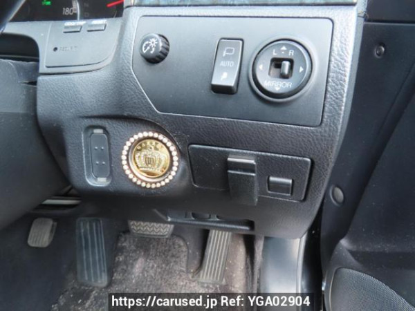Used 2005 AT toyota crown GRS180 Image[20]