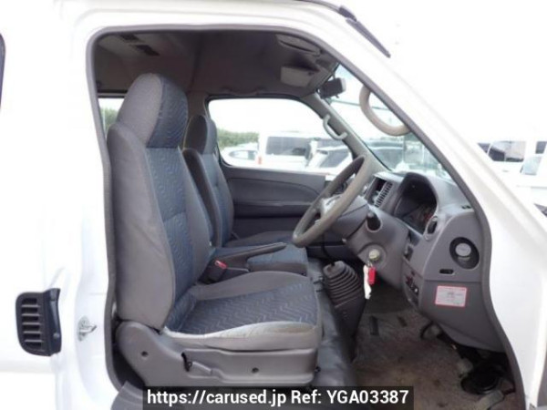 Used 2001 MT nissan caravan-bus DWMGE25 Image[12]