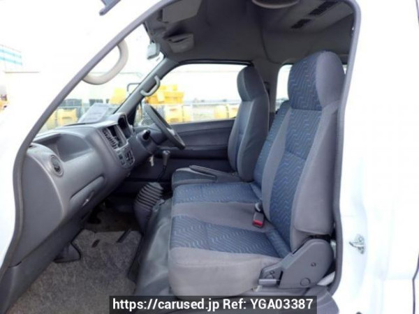 Used 2001 MT nissan caravan-bus DWMGE25 Image[13]