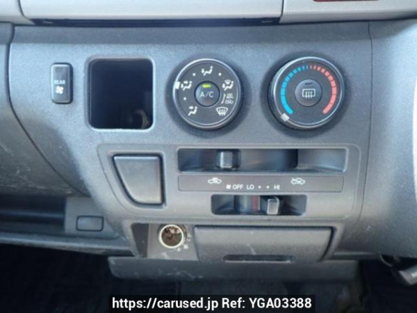Used 2006 AT toyota hiace-van KDH205K Image[25]