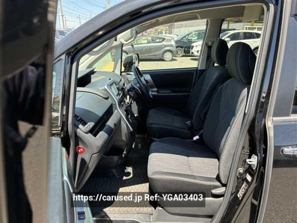Used 2012 CVT toyota voxy ZRR70 Image[21]