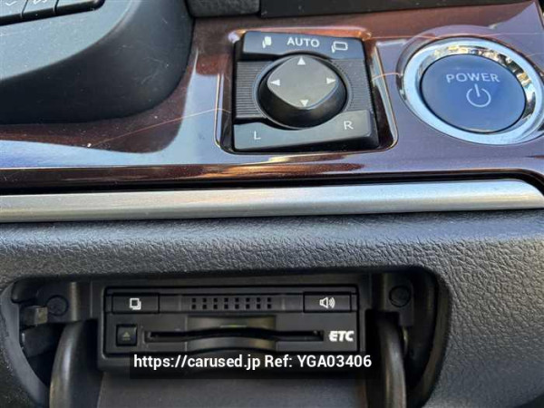 Used 2013 CVT toyota crown-hybrid AWS210 Image[15]