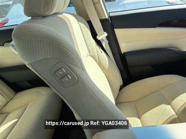 Used 2013 CVT toyota crown-hybrid AWS210 Image[20]