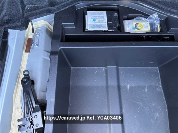 Used 2013 CVT toyota crown-hybrid AWS210 Image[23]