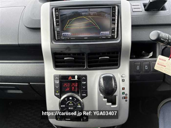 Used 2011 CVT toyota noah ZRR70 Image[13]