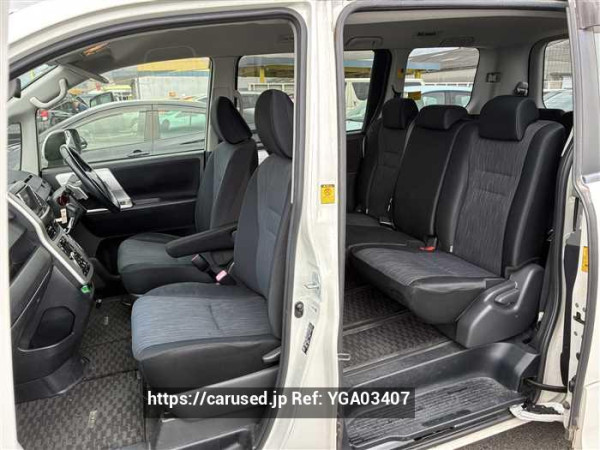 Used 2011 CVT toyota noah ZRR70 Image[21]