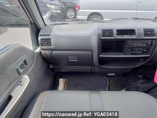 Used 2005 MT nissan vanette-van SK82VN Image[16]