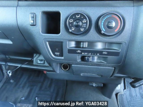 Used 2005 AT toyota hiace-van KDH200V Image[27]