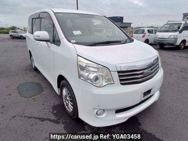 Buy Used 2010 Toyota Noah ZRR70G (YGA03458) - Carused.jp