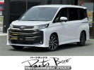 Toyota Noah ZWR90W