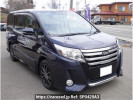 Toyota Noah ZRR85W