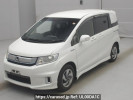 Honda Freed spike hybrid GP3