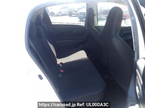 Used 2019 AT toyota vitz NHP130 Image[13]