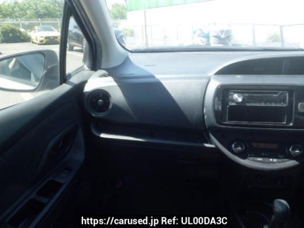 Used 2019 AT toyota vitz NHP130 Image[17]