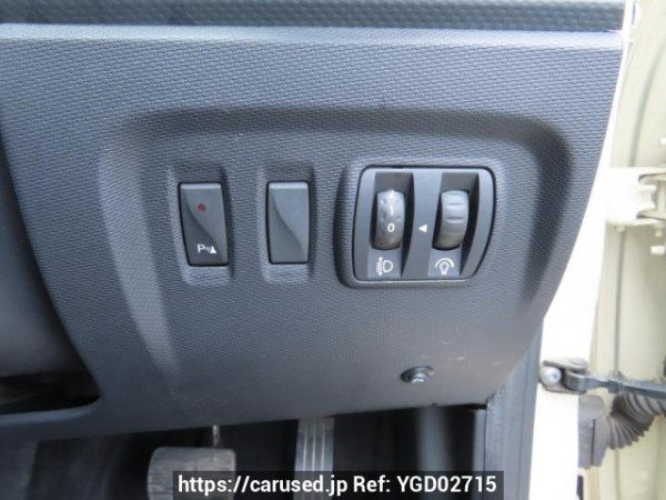 Used 2015 AT renault captur 2RH5F Image[29]