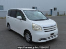 Toyota Noah ZRR70G