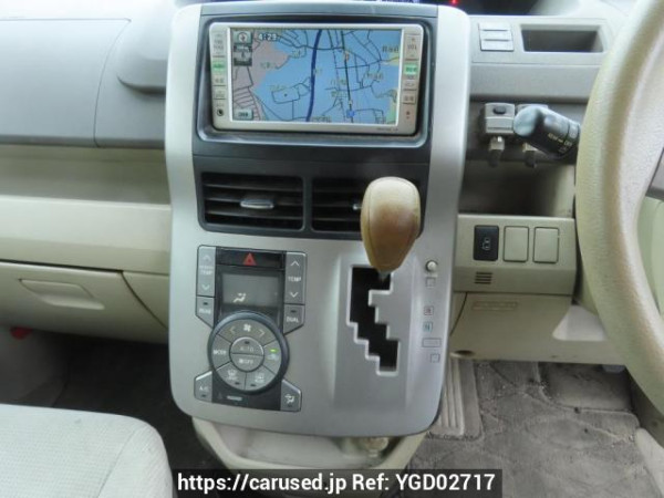 Used 2009 AT toyota noah ZRR70G Image[19]