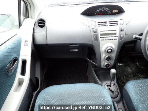 Used 2005 AT toyota vitz SCP90 Image[18]