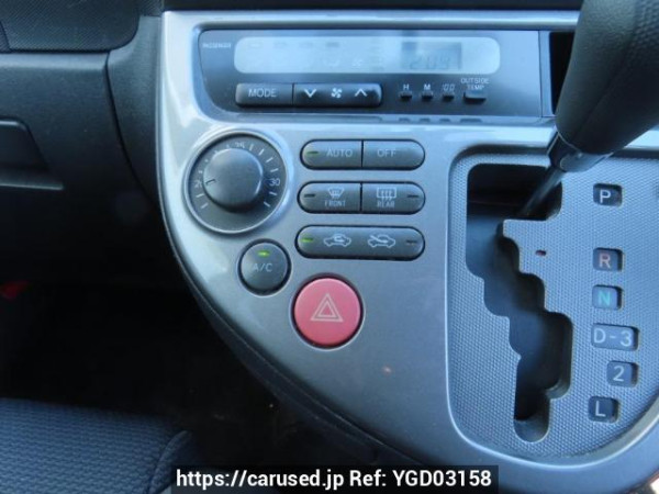 Used 2003 AT toyota wish ZNE10G Image[27]