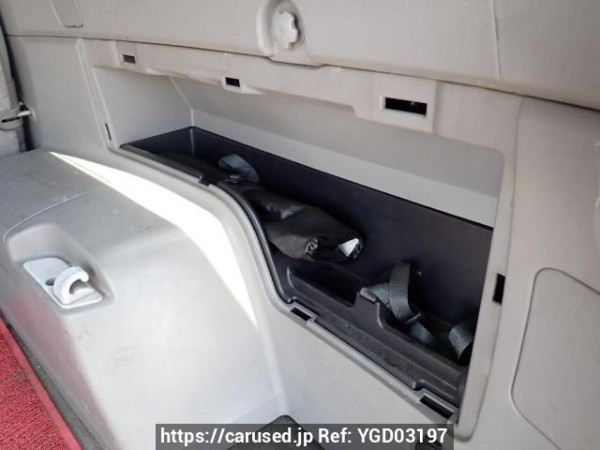 Used 2002 AT toyota hilux-surf RZN210W Image[42]