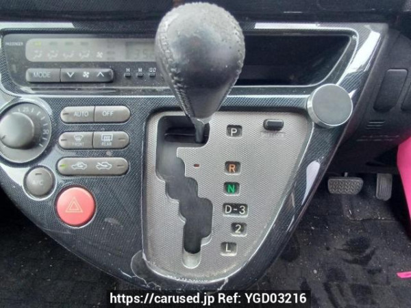 Used 2003 AT toyota wish ZNE10G Image[26]