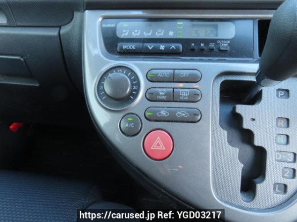 Used 2003 AT toyota wish ZNE10G Image[27]