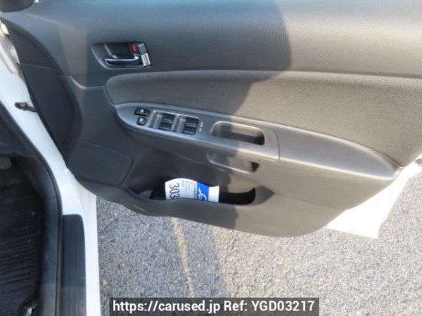 Used 2003 AT toyota wish ZNE10G Image[33]
