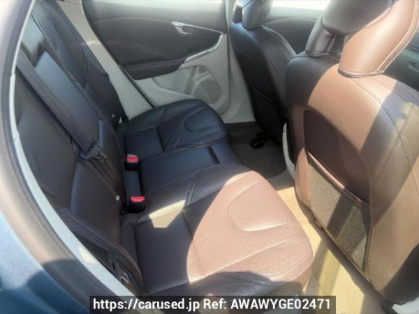 Used 2013 AT volvo v40 MB4164T Image[8]