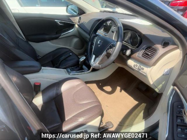 Used 2013 AT volvo v40 MB4164T Image[9]