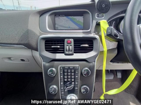 Used 2013 AT volvo v40 MB4164T Image[21]