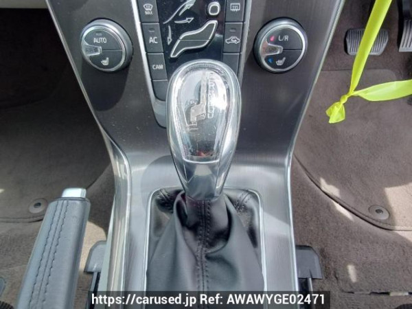 Used 2013 AT volvo v40 MB4164T Image[24]