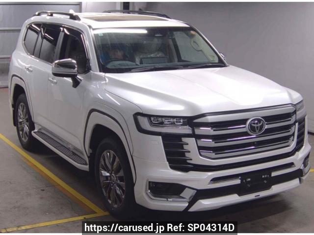 Buy Used 2025 Toyota Land Cruiser VJA300W (SP04314D) - Carused.jp