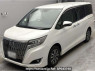 Used 2019 AT toyota esquire ZRR80G Image[0]