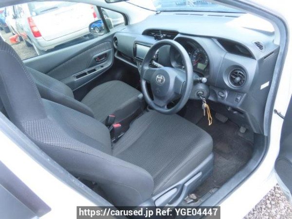 Used 2017 AT toyota vitz KSP130 Image[13]
