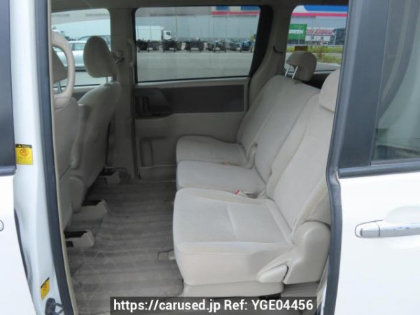 Used 2009 AT toyota noah ZRR70G Image[14]