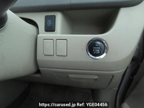 Used 2009 AT toyota noah ZRR70G Image[26]