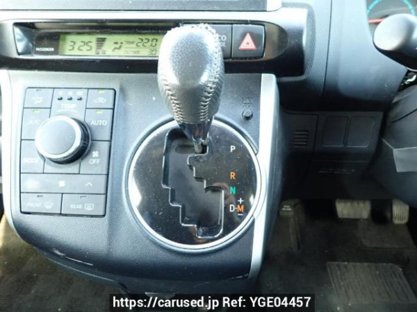 Used 2009 AT toyota wish ZGE20W Image[23]