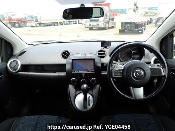 Used 2009 AT mazda demio DE5FS Image[16]
