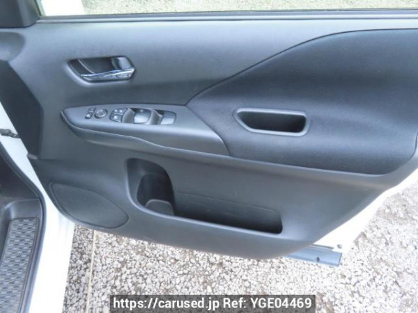 Used 2017 AT nissan serena GFC27 Image[34]