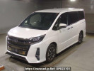Toyota Noah ZRR80W