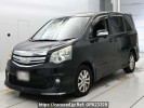 Toyota Noah ZRR75W