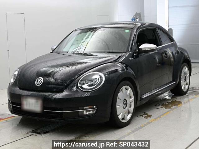 Buy Used 2013 Volkswagen Beetle 16CBZ (SP043432) - Carused.jp