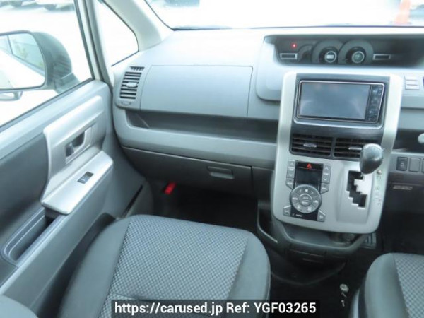 Used 2009 AT toyota noah ZRR70W Image[18]