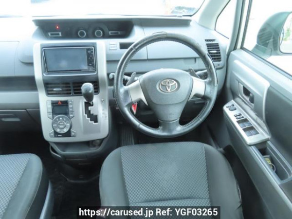 Used 2009 AT toyota noah ZRR70W Image[20]